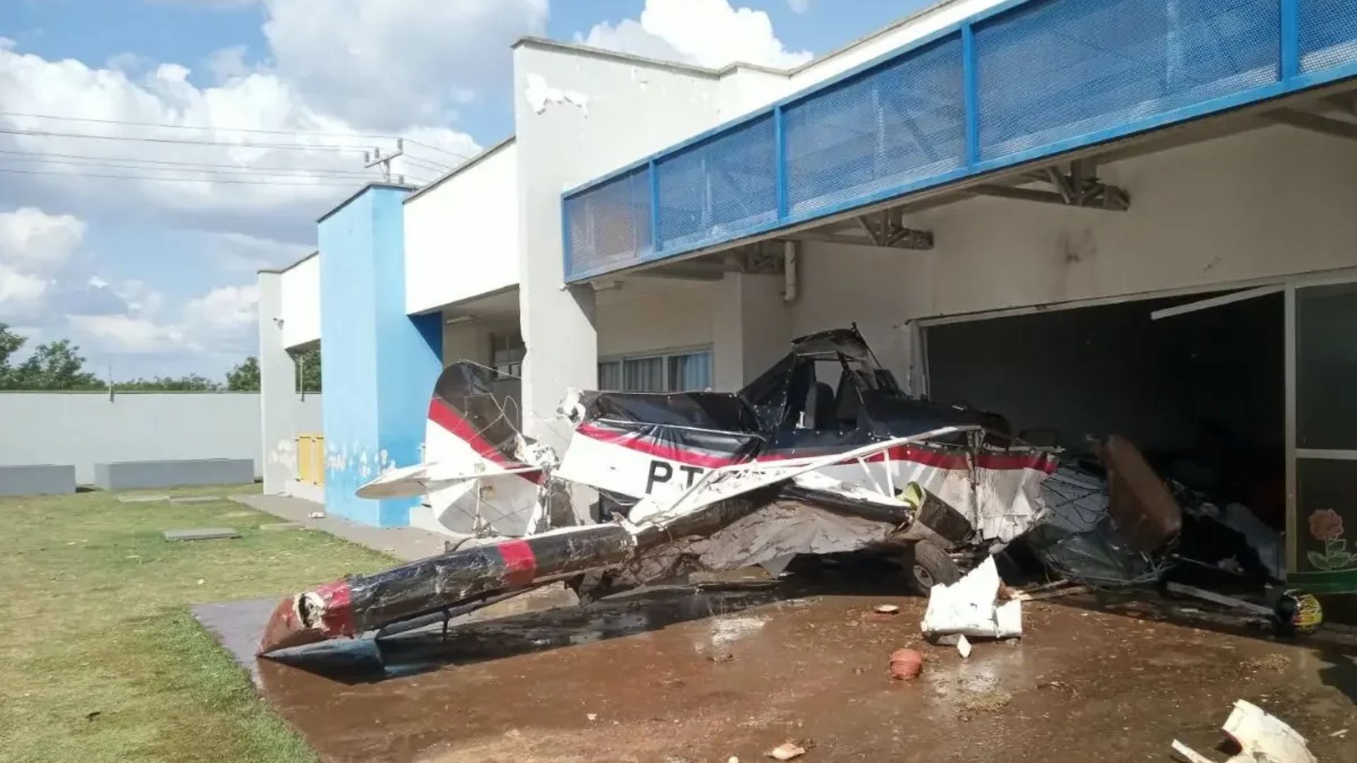 Creche e unidade de saúde suspendem atendimento após queda de avião em ...